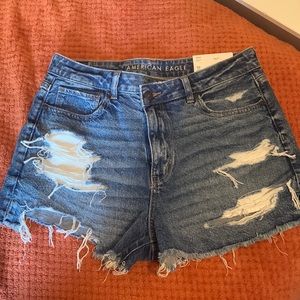 American Eagle Mom Short